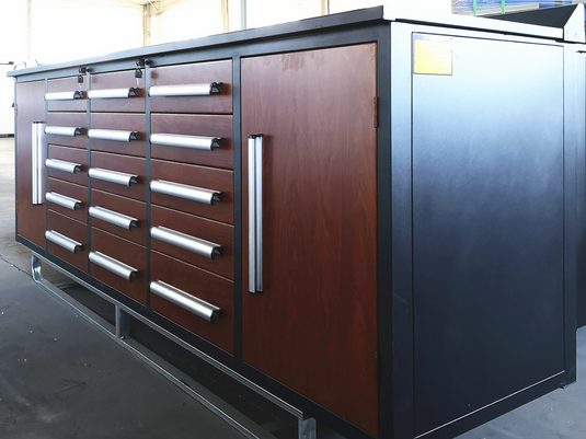 Steelman 10' armoire de rangement avec établi (15 tiroirs & 2 cabinets)