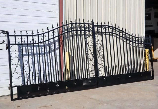 Load image into Gallery viewer, Greatbear Dual Swing Wrought Iron Gate with Curved Pattern
